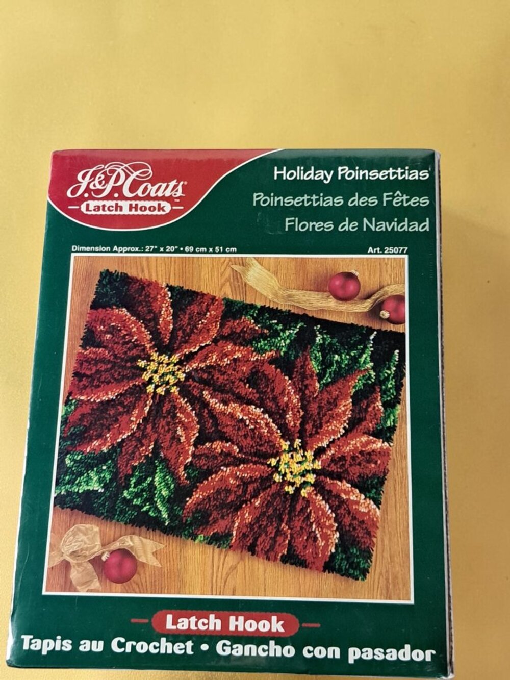 Holiday Poinsettias Latch Hook Approx 27 x 20 inches by Coats & Clark